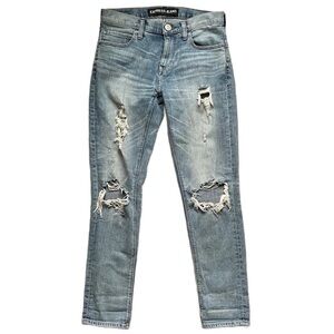 Express Mid Rise Girlfriend Distressed Light Wash Denim Jeans 0